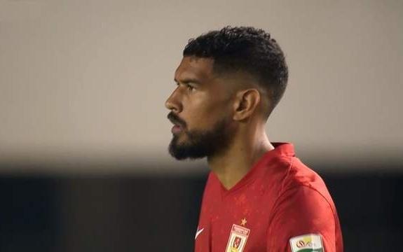 亚泰凑齐5外援，5球大胜提升信心连客抢4分彭欣力+卡米洛有奇效