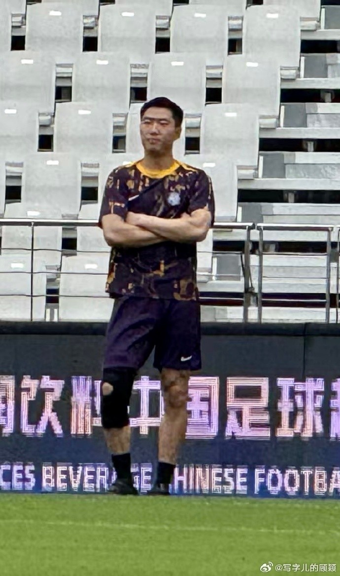 记者：在杭州康复的方镜淇到上海短暂