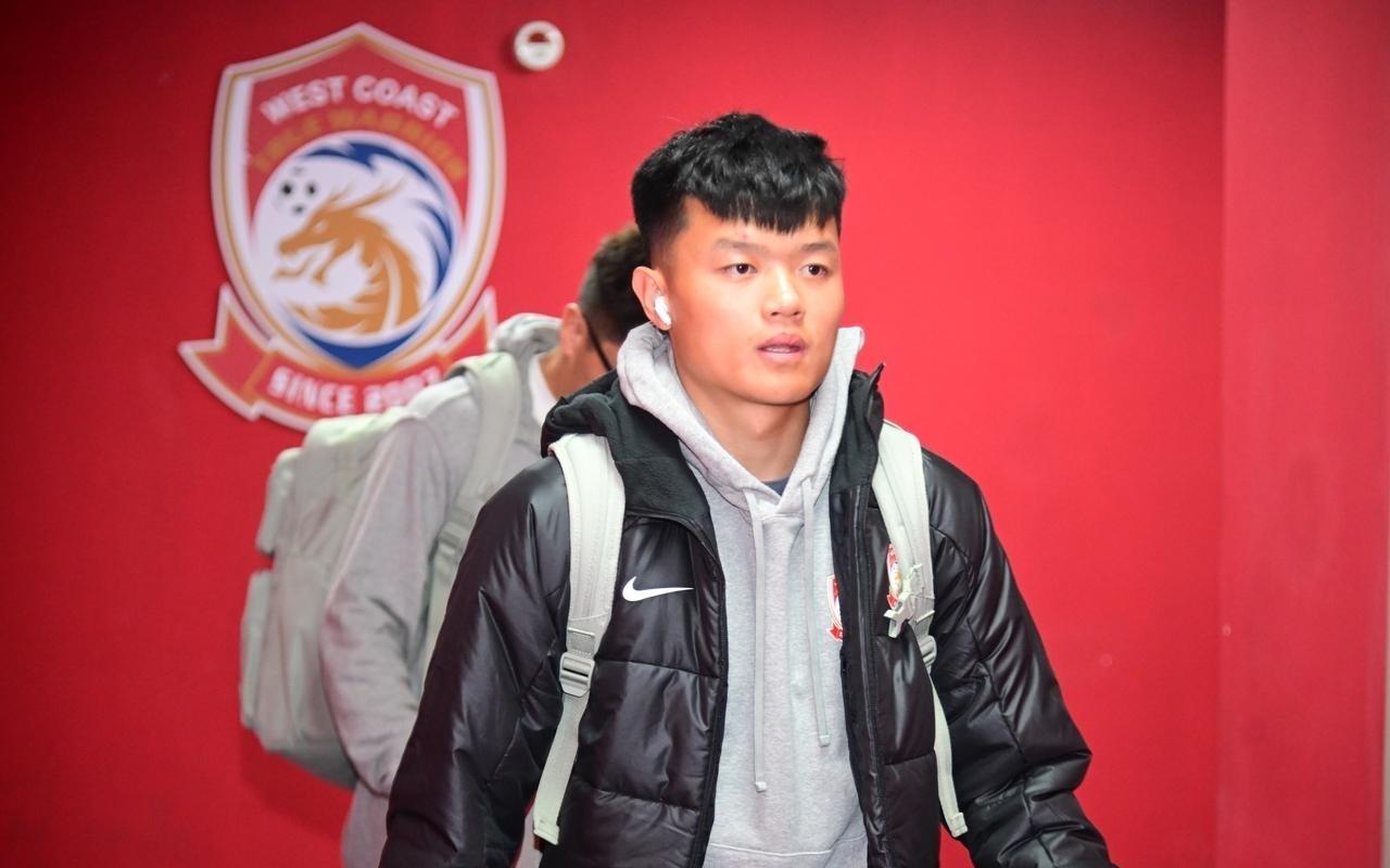 邵佳一国足防守大闸首选青岛西海岸爱徒太亮眼：101次抢断！