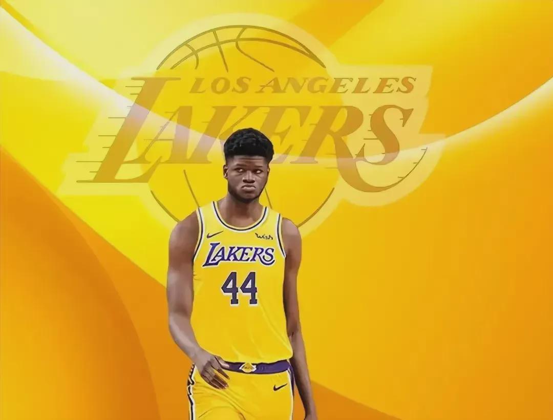 宣布了！再见NBA！本该是下一个霍华德