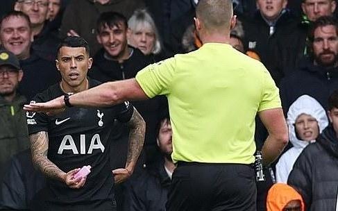 邮报：利兹联可能因球迷向热刺球员投