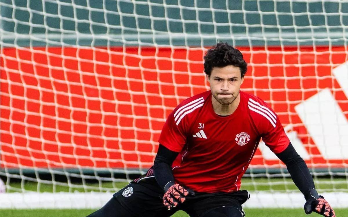 实力出色霸气十足！曼联新门将发挥出色，社媒账号粉丝暴涨400%