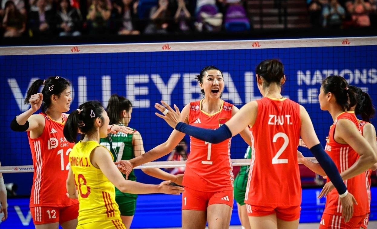 泪目！中国女排29岁奥运冠军入职南开：2米郎平爱将提前谢幕