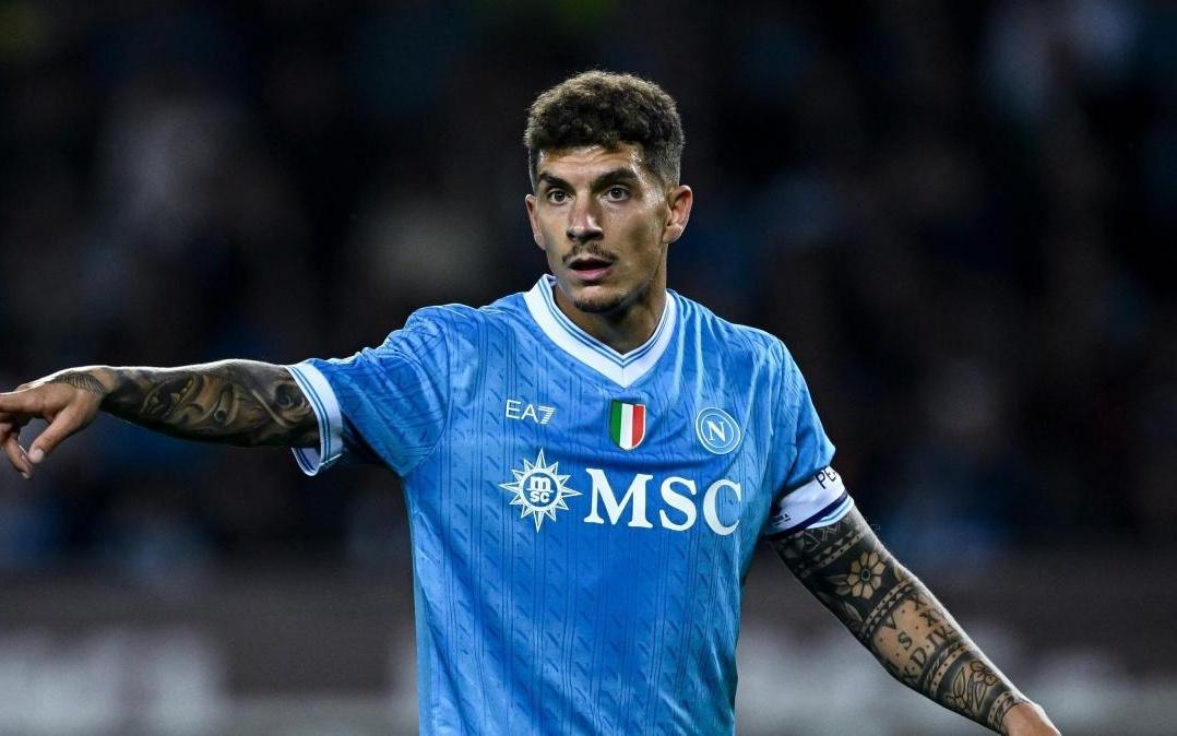 洛伦佐回应点球争议：“我确实被碰到了，这不是假摔”