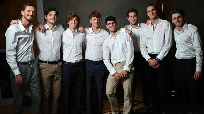 19人竞争六个总决赛名额被WTA比了下去ATP今年矮子里选将军