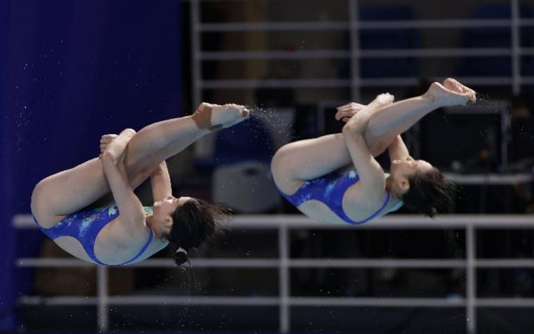 多图直击广东“梦之队”零失误夺十