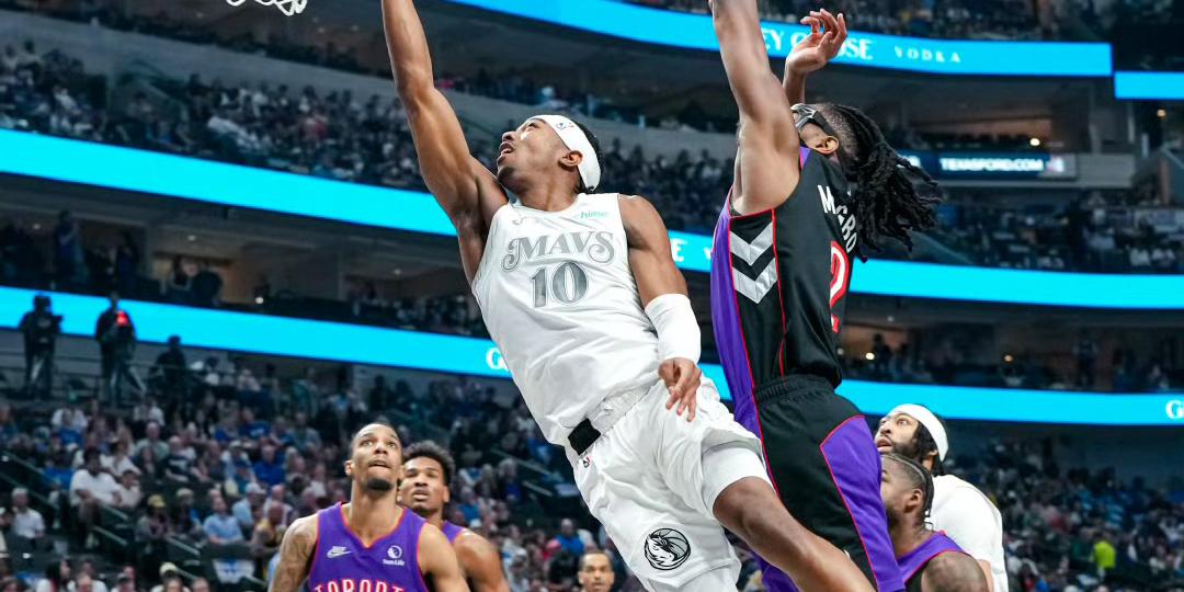 好歹是个状元郎！命中率倒数，三分也倒数，正负值还是倒数