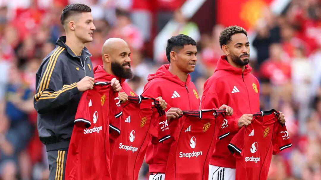 他是曼联后防新核！英超连续9场首发未来有望成为队长