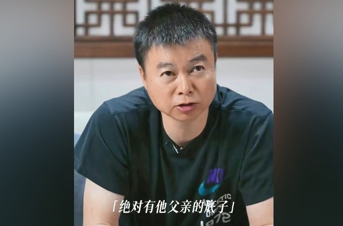 于根伟：李嗣镕这身体素质有他父亲的底子这个夏窗还不会签约