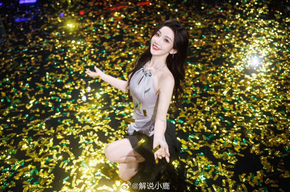 解说小鹿晒照：永远为每一次金色雨落下而动容