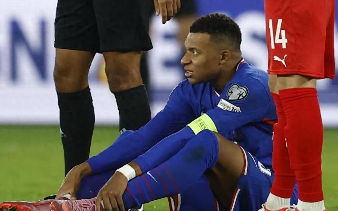 姆巴佩伤退引爆皇马担忧，关键时期恐缺阵