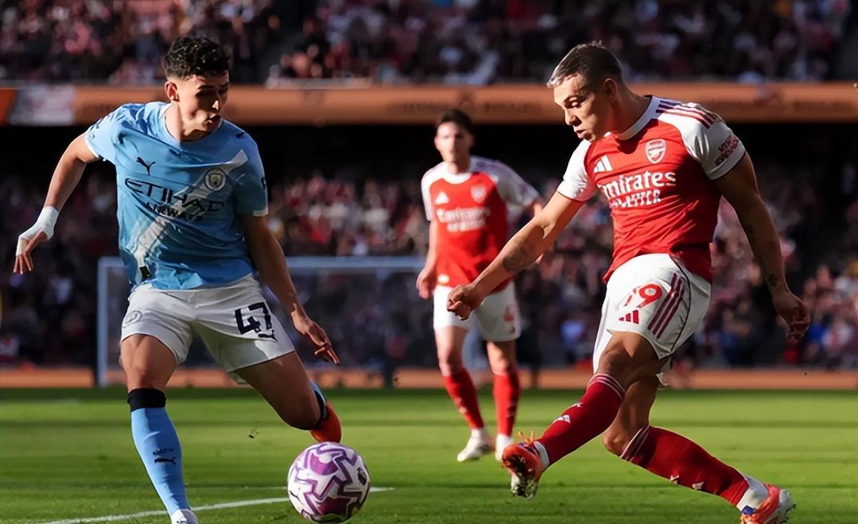 20年首次打破惯例！瓜迪奥拉摆大巴后输球，曼城王朝宣告落幕