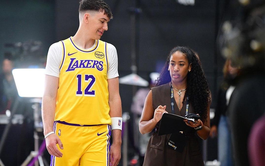 搞笑，湖人队杰克拉拉维亚爆料年龄错误险些葬送他的NBA生涯