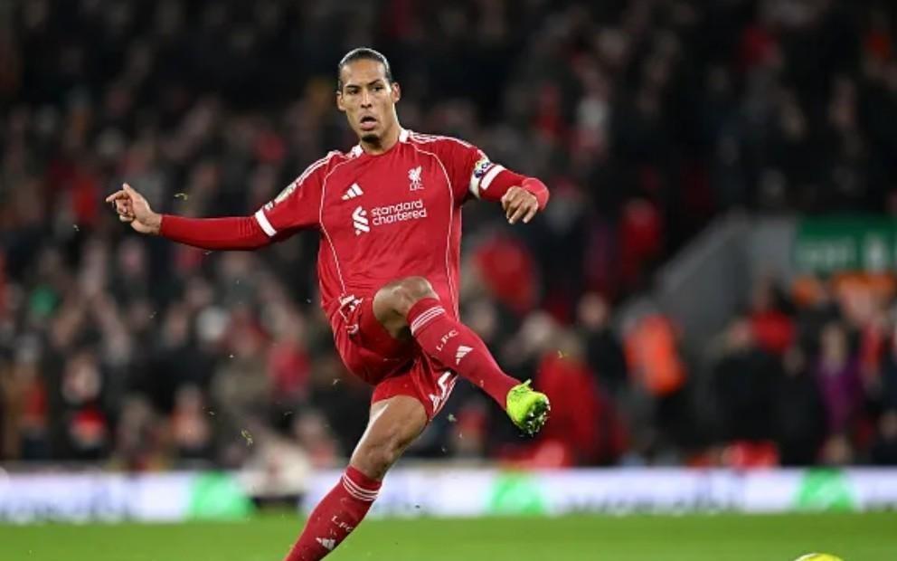 鲁尼谈范戴克：如果队长都说球队没斗志，那确实令人担忧