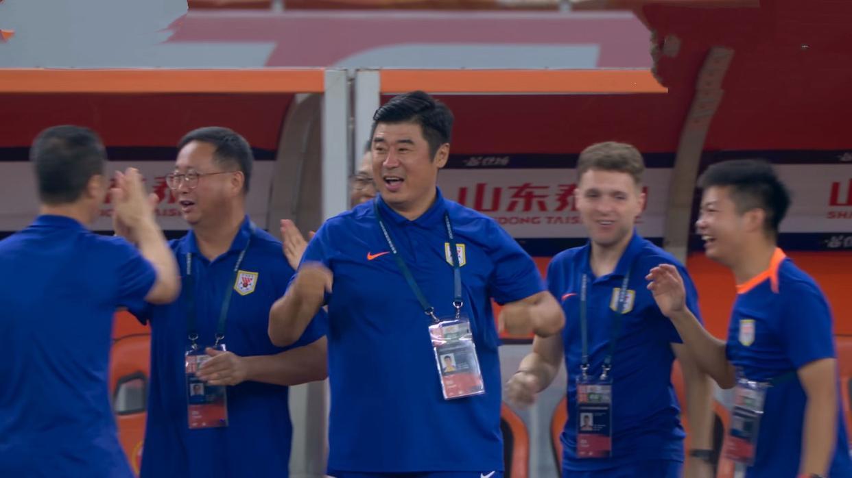 韩鹏带队战海港！鲁浙连阻击三连冠莱昂纳多枪管发烫海牛快凉了