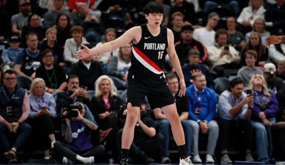 等待7年后,NBA终于又有了中国球员