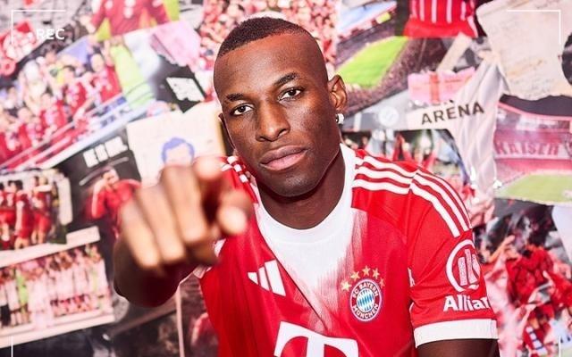 罗马诺：杰克逊本周五在拜仁正式亮相，他已准备好出战汉堡