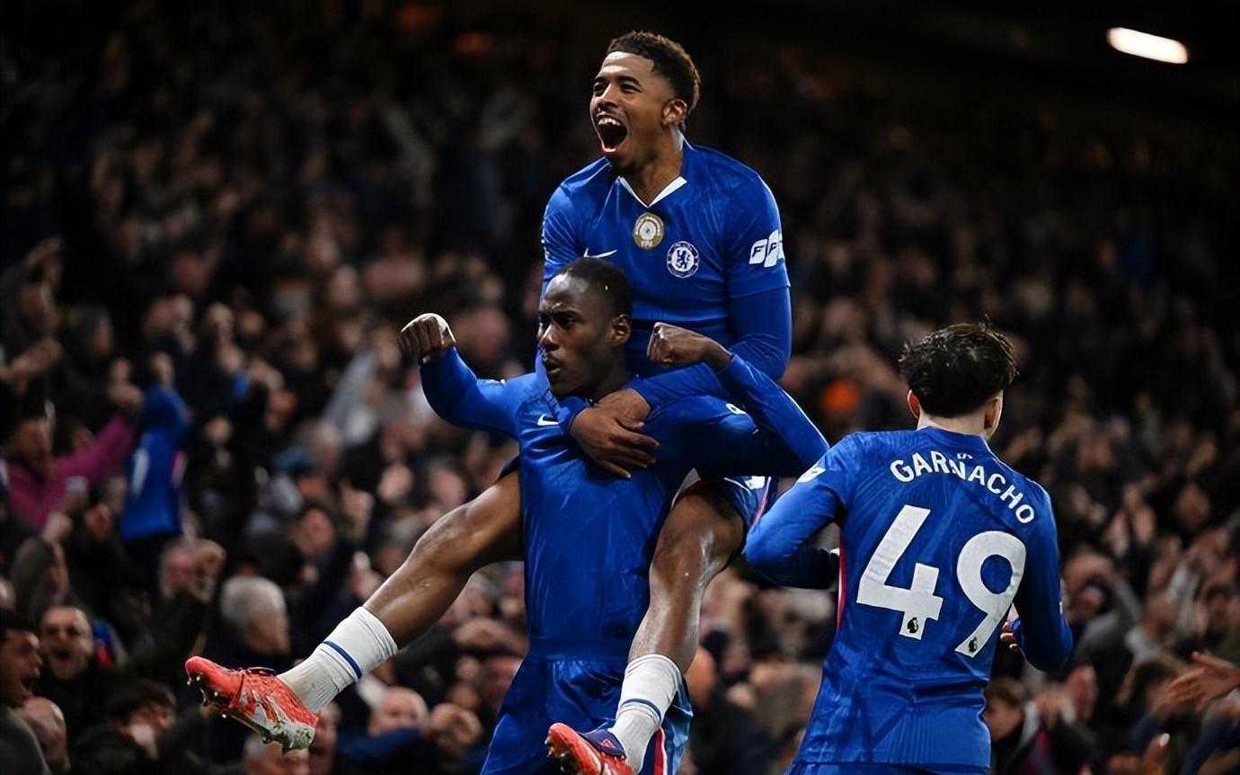 切尔西1比1阿森纳，详解红牌争议，查洛巴头球破僵局更惊艳