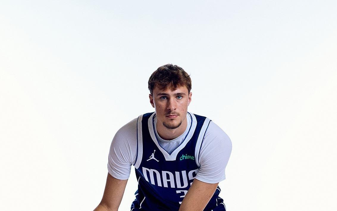 格里芬：弗拉格是近年来进入NBA的最全面球员他能传球投篮和防守