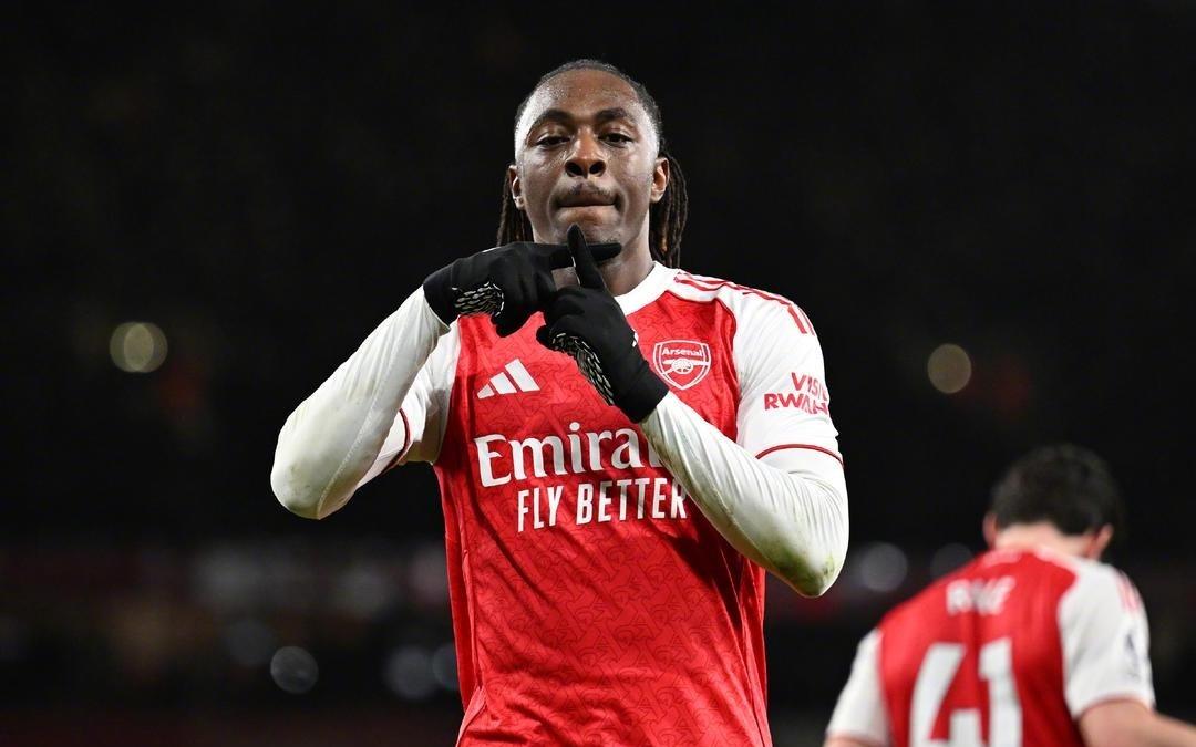 热闻埃泽帽子戏法！阿森纳41大胜热刺，6分领跑英超积分榜