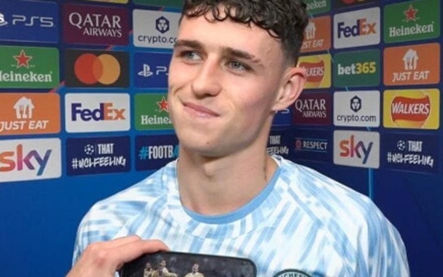 两粒禁区外欧冠进球被拿来与皮耶罗比较，福登：我很荣幸