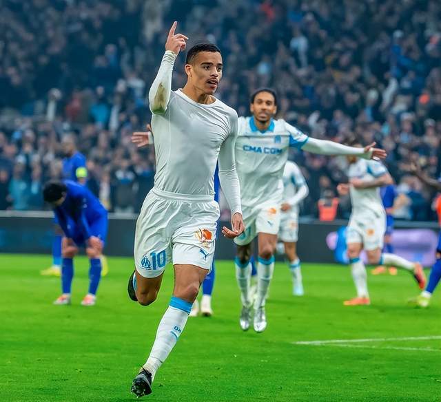 昔日曼联前锋重生：短短3年身价从0涨