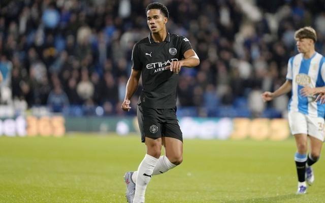 邮报：工作人员称赞曼城小将穆卡萨看