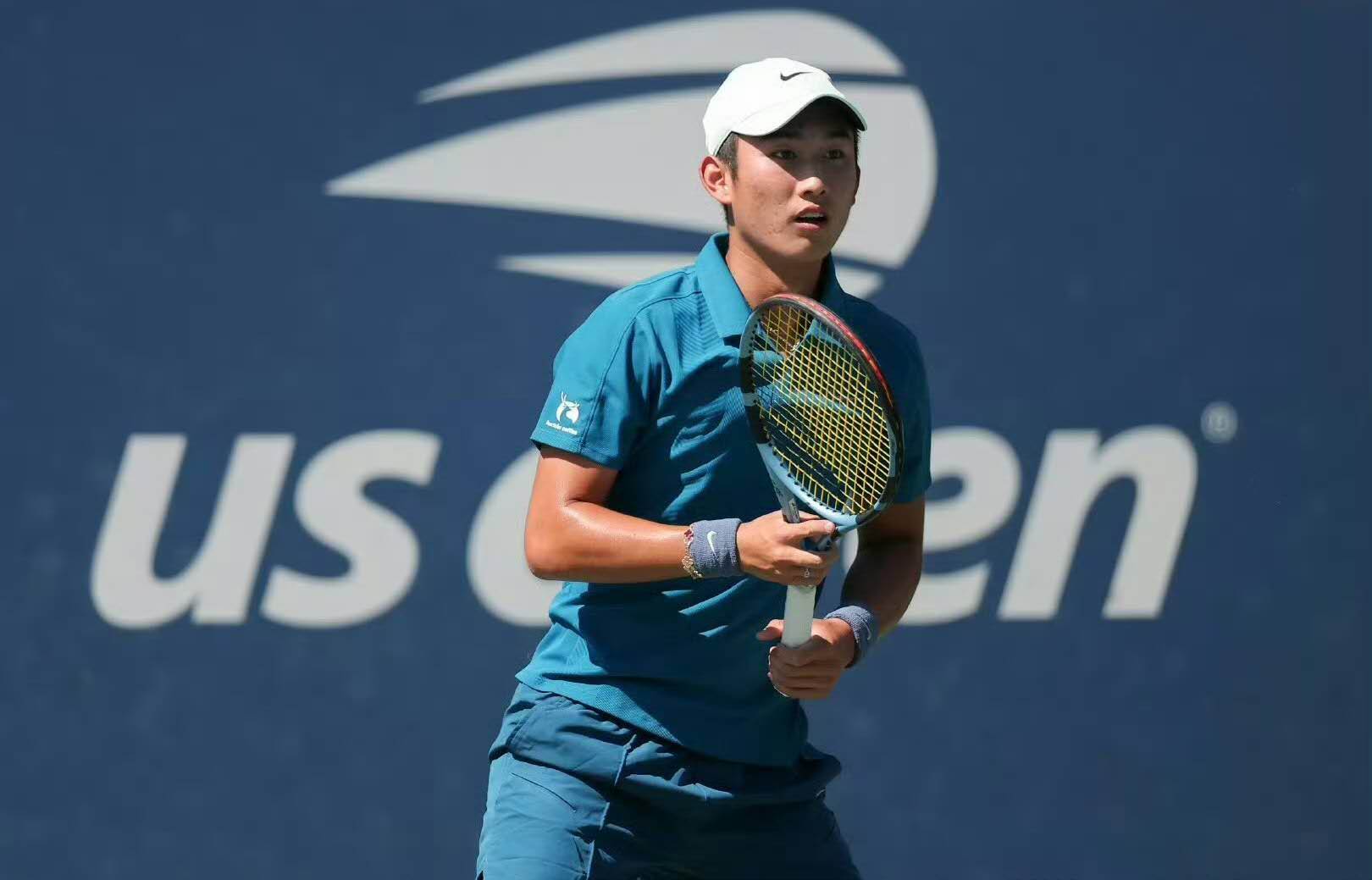 袁悦先赢后输太可惜，商竣程退赛让网友直呼心碎，香港小将创历史